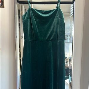 Elegant Green Velvet Dress